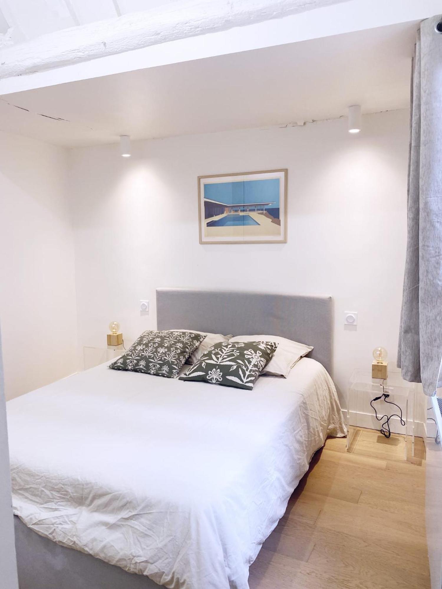 Apartment - Notre-dame Paris